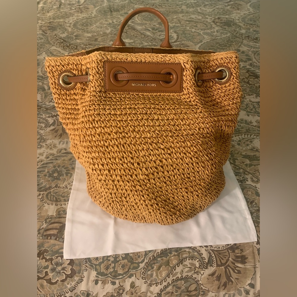 Authentic Michael Kors Krissy Large Straw Backpack